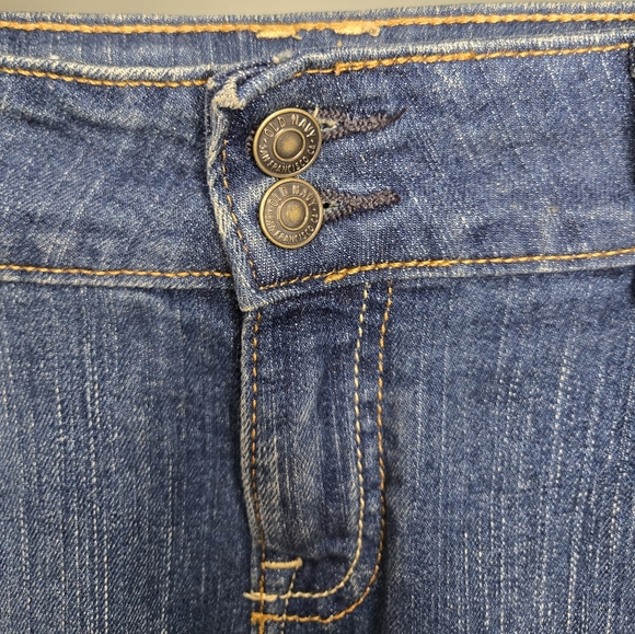 OLD NAVY Women's Jean Skirt Sz 6 - Picture 3 of 5